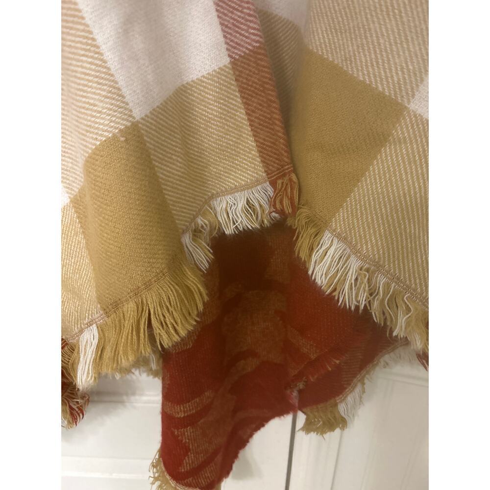 SOFT SURROUNDINGS Buffalo Plaid Throw Over Fringe Shawl Country Cozy - Picture 5 of 10